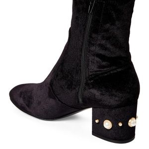 Ivanka Trump Womens Previ Ankle Boot